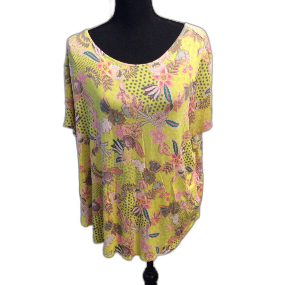 Plus size 3X Philosophy Yellow Floral Top Soft Short Sleeve